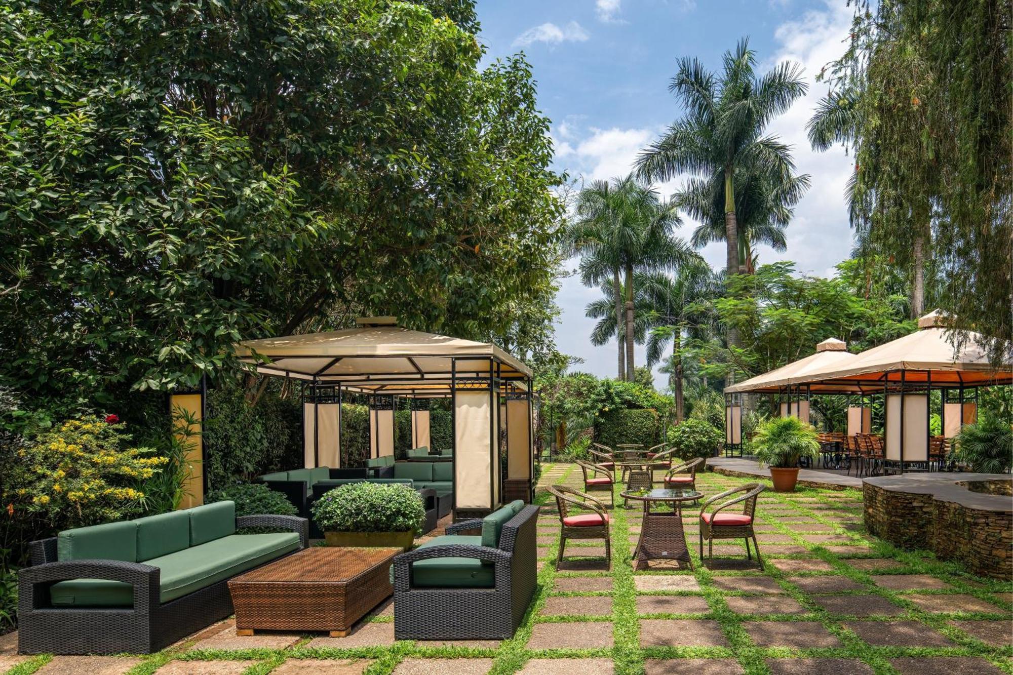 Sheraton Kampala Hotel מראה חיצוני תמונה
